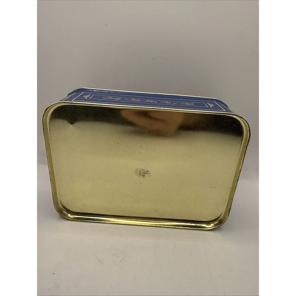Vintage Metal Advertising Tin Levi Strauss &‎ Co. Blue Jeans Storage Rare